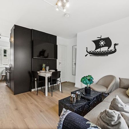 Homerentals Apartments - Behind Bryggen & Historic Cobblestone Streets - 2 Floor Renovated From February 2025 Bergen Zewnętrze zdjęcie