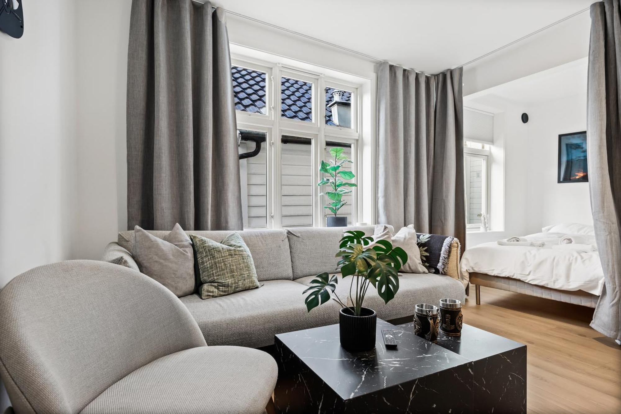 Homerentals Apartments - Behind Bryggen & Historic Cobblestone Streets - 2 Floor Renovated From February 2025 Bergen Zewnętrze zdjęcie